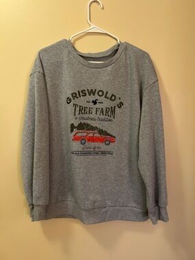 SHEIN Gray Crewneck Sweatshirt – Red Wagon Graphic, Cozy Casual Pullover